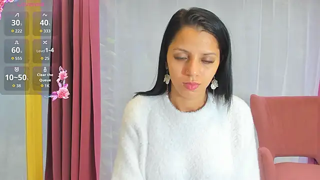 Snapshot of Sarabecker chatting on October 18, 7:20 am Sarabecker online show from October 18, 7:20 am