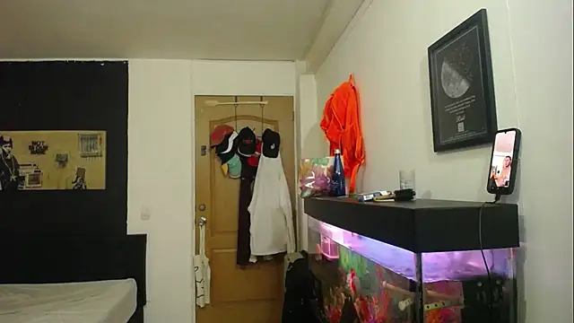 romeolovedark online show from March 21, 3:12 am