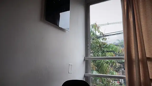 romeolovedark online show from February 6, 5:49 pm