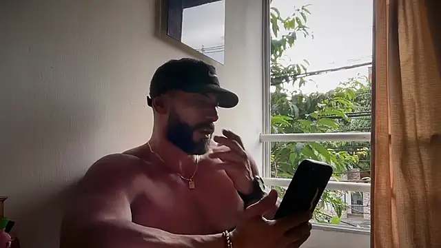romeolovedark online show from May 20, 10:16 pm