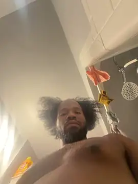 Snapshot of 24Jon chatting on March 4, 3:23 am 24Jon online show from March 4, 3:23 am