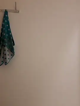 Moi Lina online show from February 1, 2:15 pm