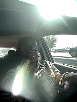 Snapshot of ChocolateBuns101 chatting on November 1, 3:36 pm ChocolateBuns101 online show from November 1, 3:36 pm