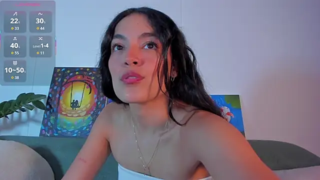 TIFFANYRUSSO online show from October 21, 4:57 am