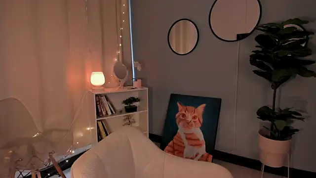 Snapshot of LiaPearce chatting on October 6, 12:24 pm LiaPearce online show from October 6, 12:24 pm