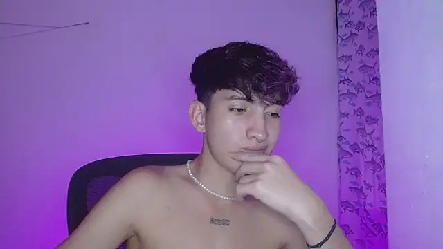 littlextreme online show from February 15, 4:58 am