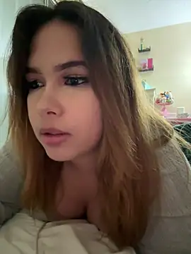 Snapshot of cyberspaceangell chatting on February 2, 5:10 am cyberspaceangell online show from February 2, 5:10 am