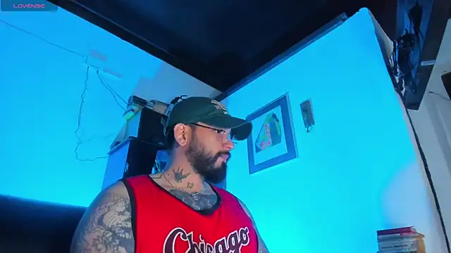 CamiloGray  online show from October 21, 1:56 pm