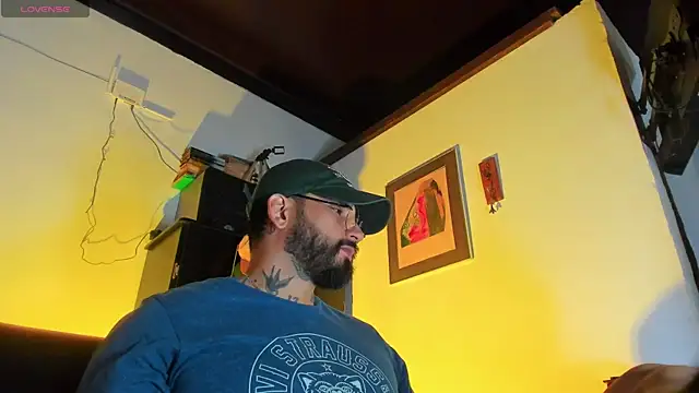 CamiloGray  online show from November 3, 3:13 pm