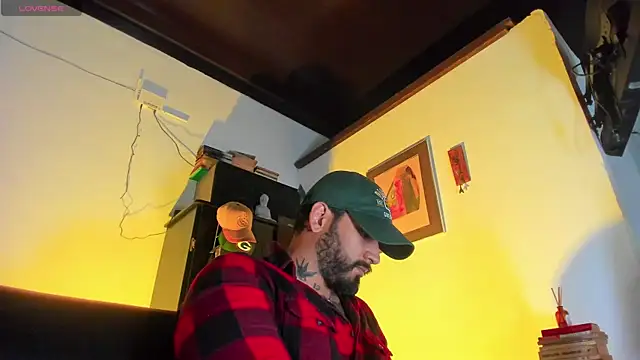 CamiloGray  online show from November 21, 2:27 pm