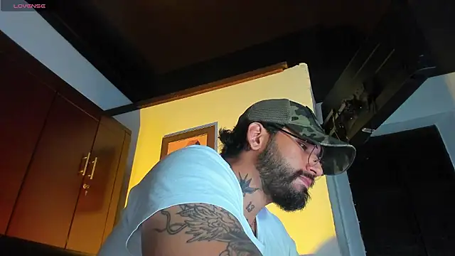 CamiloGray  online show from February 21, 2:07 pm