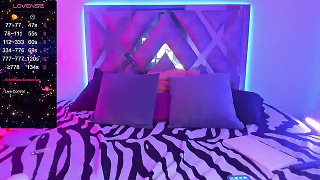 cutesarah  online show from March 21, 11:23 pm