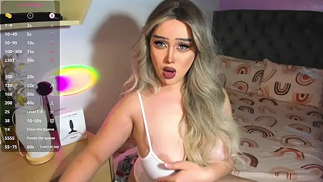 Snapshot of Miss_mariahmonroe chatting on January 7, 5:31 pm Miss mariahmonroe online show from January 7, 5:31 pm