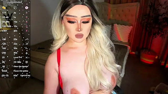 Snapshot of Miss_mariahmonroe chatting on November 12, 10:15 am Miss mariahmonroe online show from November 12, 10:15 am