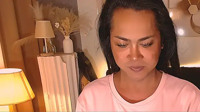 negrashemalexxx online show from February 22, 8:35 am