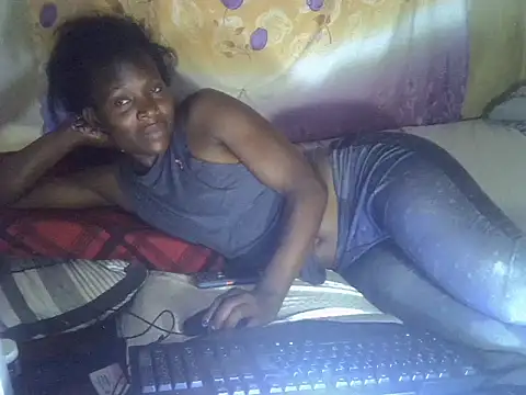 cute-shamza online show from April 14, 5:46 am