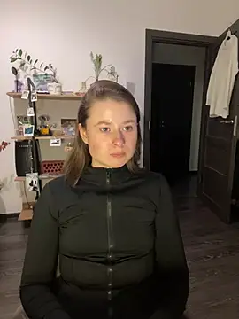 Snapshot of sweetest_pie chatting on December 22, 7:31 pm sweetest pie online show from December 22, 7:31 pm