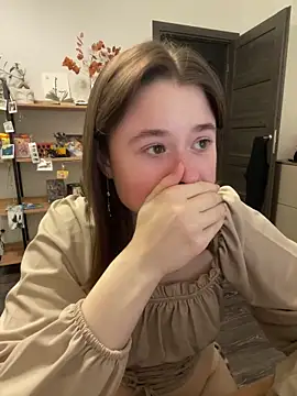 Snapshot of sweetest_pie chatting on January 26, 3:25 pm sweetest pie online show from January 26, 3:25 pm