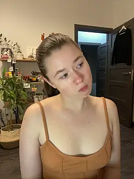 Snapshot of sweetest_pie chatting on February 26, 9:16 pm sweetest pie online show from February 26, 9:16 pm