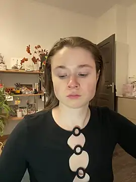 Snapshot of sweetest_pie chatting on March 2, 7:45 pm sweetest pie online show from March 2, 7:45 pm