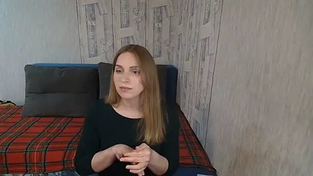 Pilly green  online show from April 11, 7:45 am