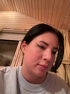 clairewntr online show from December 30, 9:50 pm