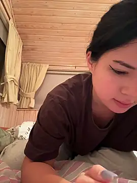 clairewntr online show from January 1, 12:53 am