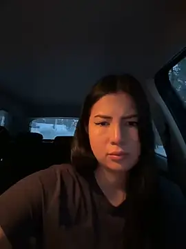 clairewntr online show from January 3, 1:14 pm