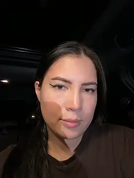 clairewntr online show from January 4, 8:59 pm