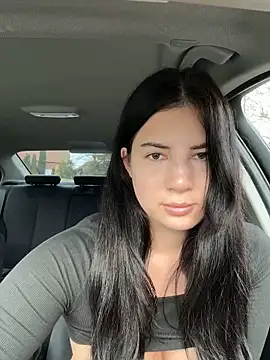 clairewntr online show from February 21, 12:39 pm