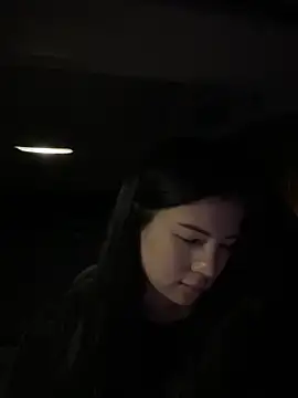 clairewntr online show from February 26, 9:16 pm