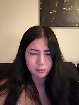 clairewntr online show from February 28, 9:33 pm