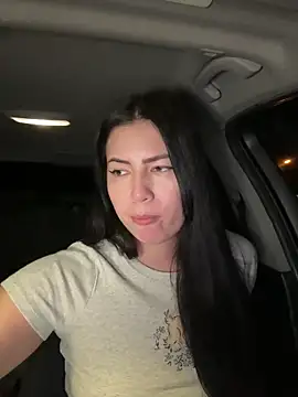 clairewntr online show from March 5, 9:48 pm