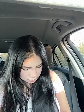 clairewntr online show from March 6, 3:24 pm