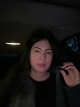 clairewntr online show from March 11, 5:46 pm