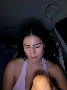 clairewntr online show from November 9, 8:07 pm