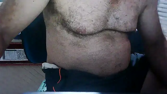 Snapshot of eduar570 chatting on October 26, 12:27 am eduar570 online show from October 26, 12:27 am