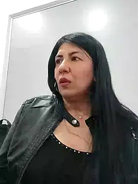 aisha latina online show from January 23, 5:52 pm