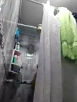 aisha latina online show from February 6, 11:04 pm