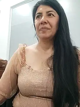 aisha latina online show from March 4, 3:59 pm