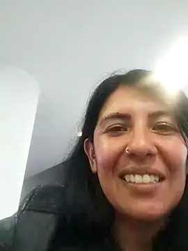 aisha latina online show from March 10, 9:18 pm