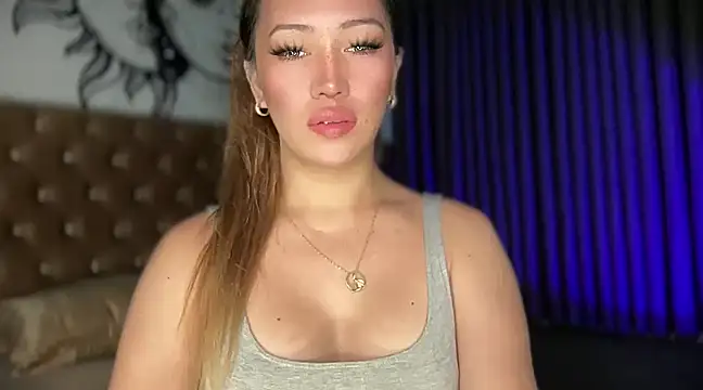 Jasmine Elcock online show from January 9, 10:09 am