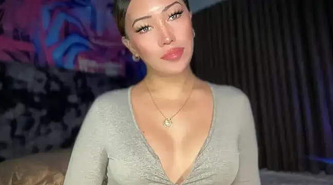 Jasmine Elcock online show from March 19, 8:11 pm