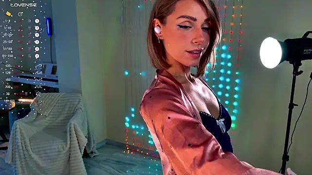 Arielle  03 online show from February 11, 2:16 am