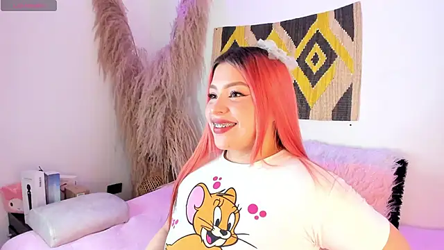 Snapshot of SophieRossi chatting on March 1, 5:52 am SophieRossi online show from March 1, 5:52 am