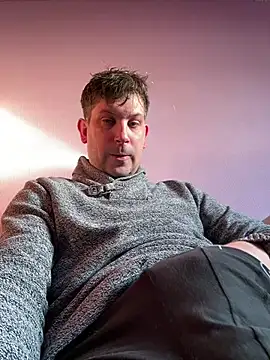 Snapshot of Taxidriver1988 chatting on December 28, 2:53 pm Taxidriver1988 online show from December 28, 2:53 pm