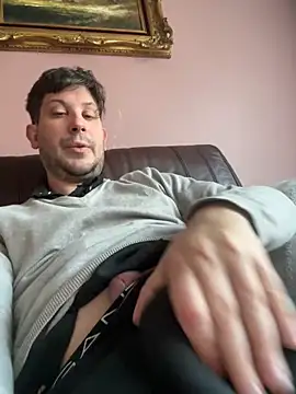 Snapshot of Taxidriver1988 chatting on January 3, 12:19 pm Taxidriver1988 online show from January 3, 12:19 pm