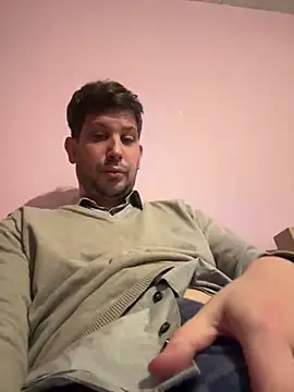 Snapshot of Taxidriver1988 chatting on January 14, 6:49 pm Taxidriver1988 online show from January 14, 6:49 pm