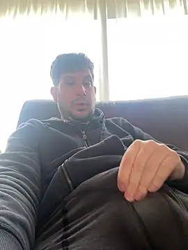 Snapshot of Taxidriver1988 chatting on March 14, 10:50 am Taxidriver1988 online show from March 14, 10:50 am