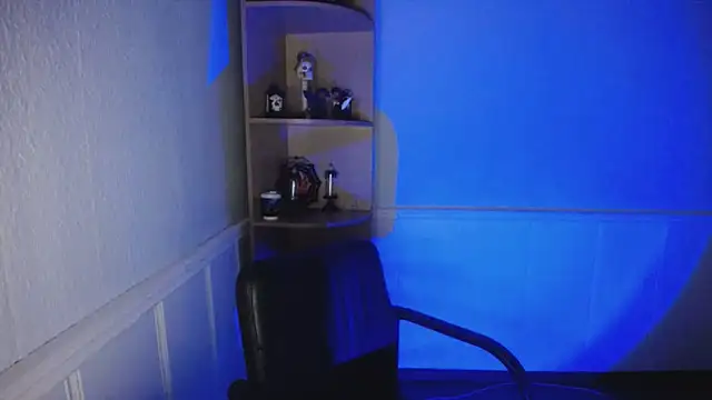 Snapshot of JosieJun_ chatting on October 28, 6:21 pm JosieJun online show from October 28, 6:21 pm